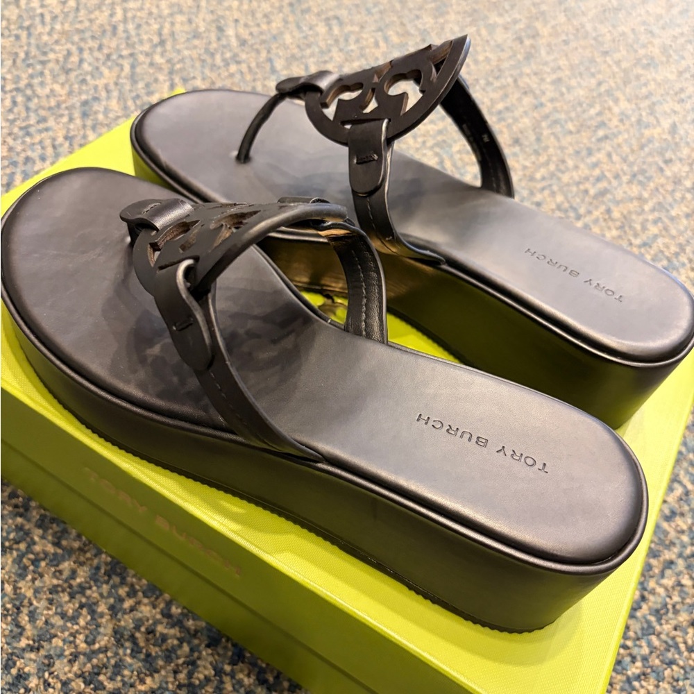 Tory Burch Miller Wedge 25MM Black Leather Sandals - Picture 2 of 9
